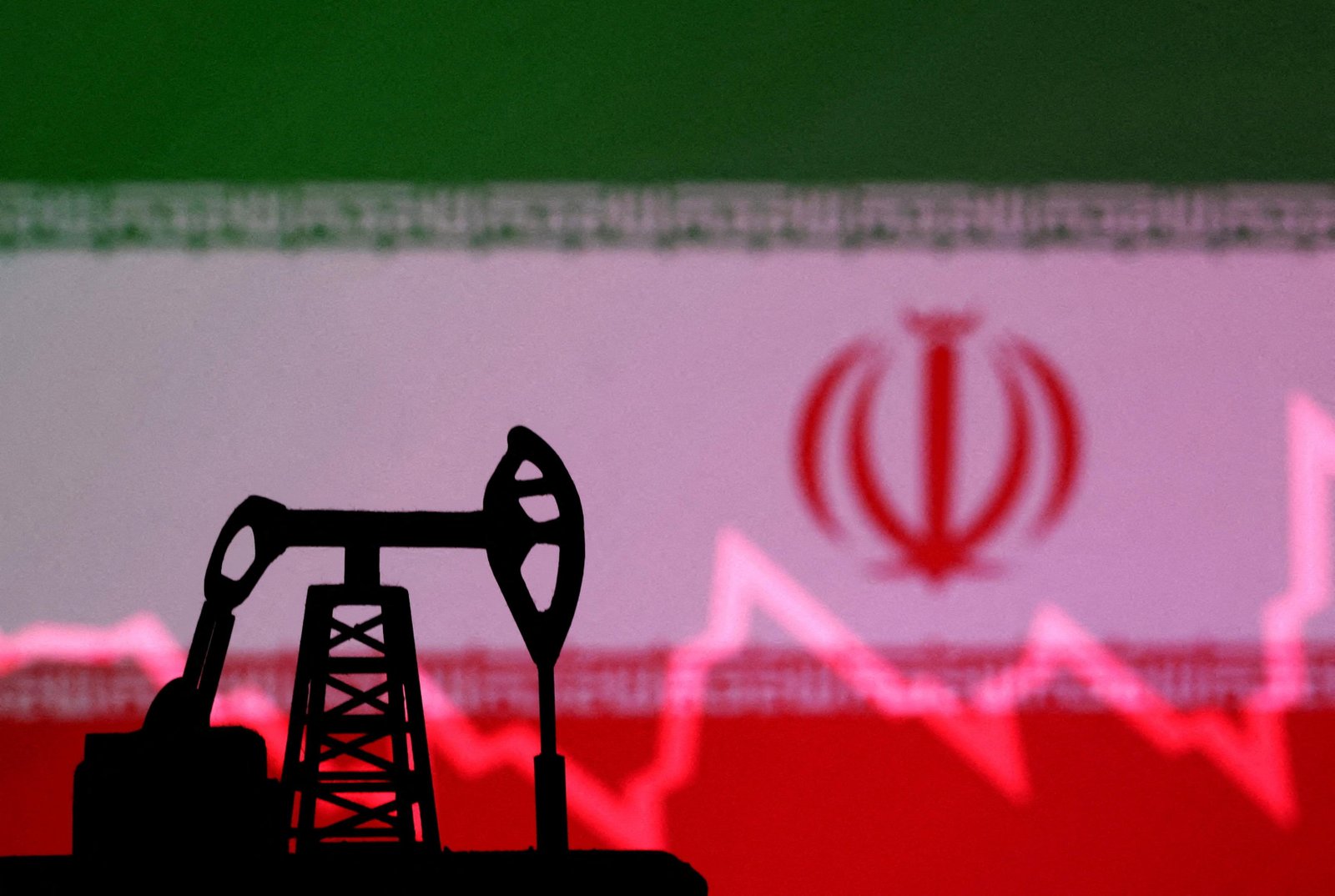 The Impact‌ of US Sanctions ‍on Iran's Economy